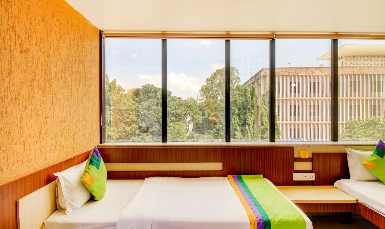 Treebo Trip Samrat Nashik Ngoại thất bức ảnh